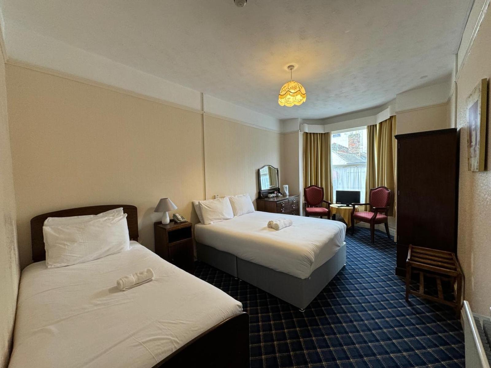 Royal Hotel Great Yarmouth Exterior photo
