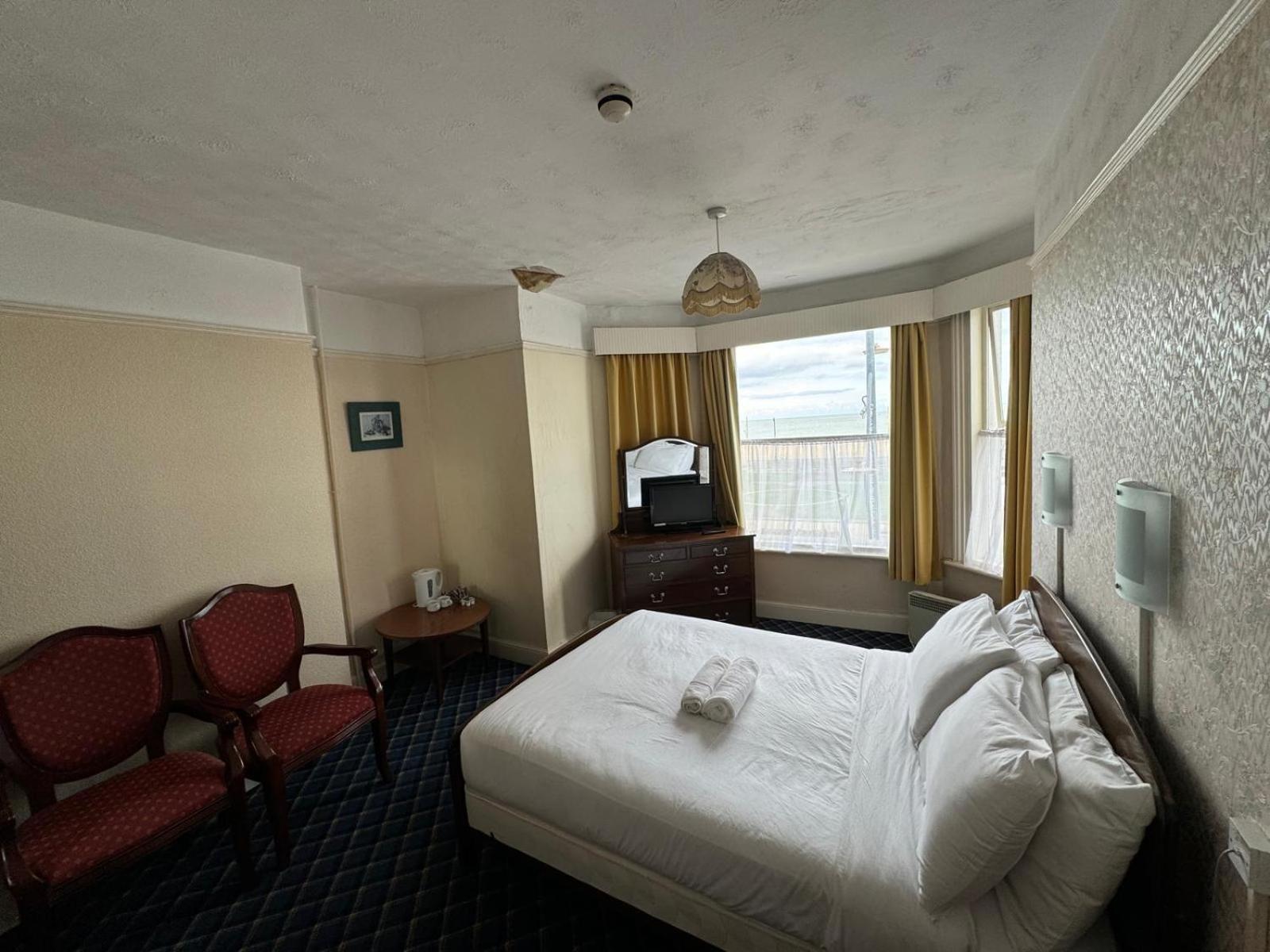 Royal Hotel Great Yarmouth Room photo