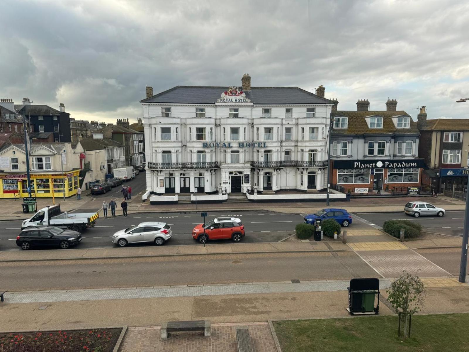 Royal Hotel Great Yarmouth Exterior photo