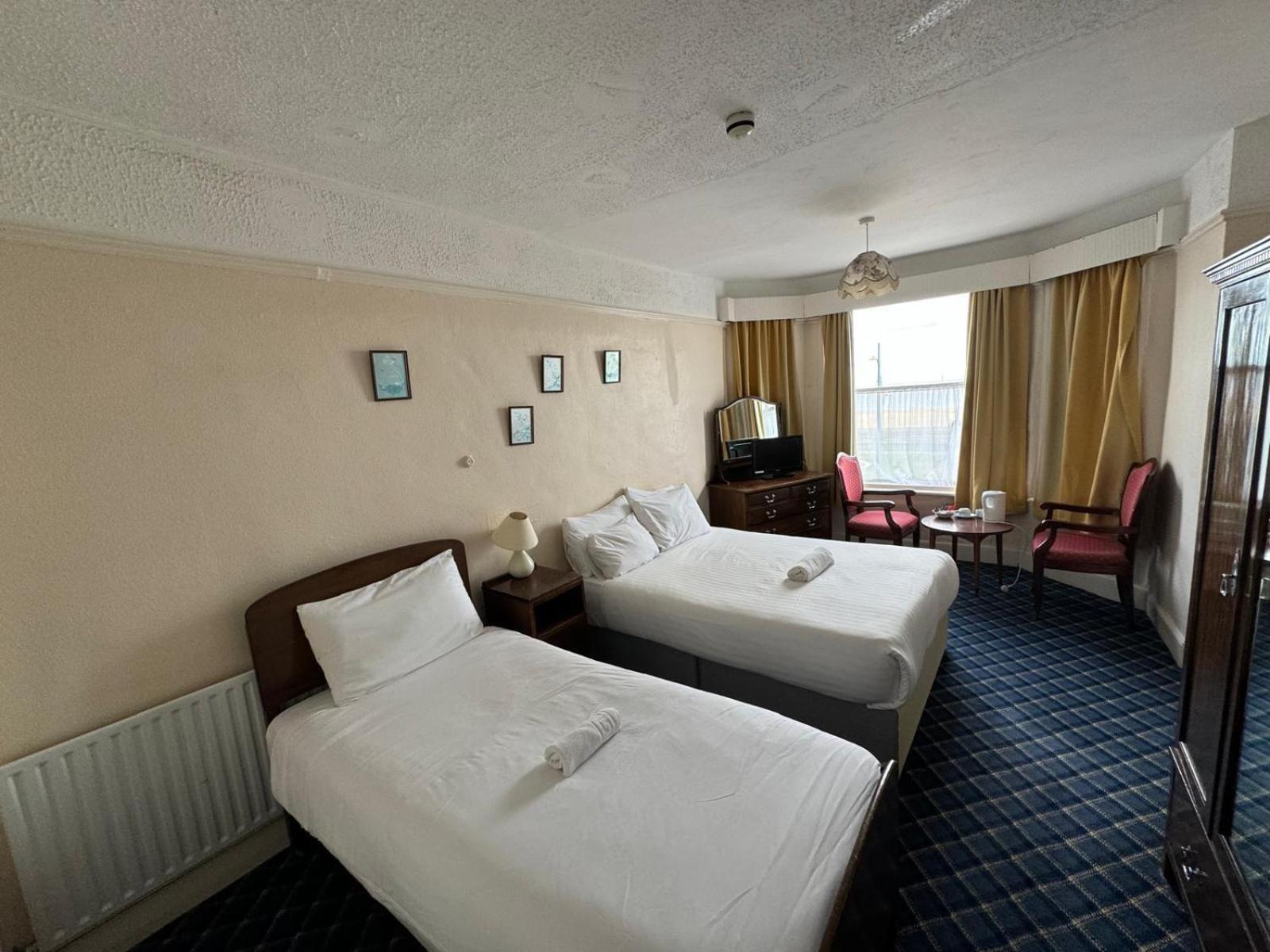 Royal Hotel Great Yarmouth Room photo