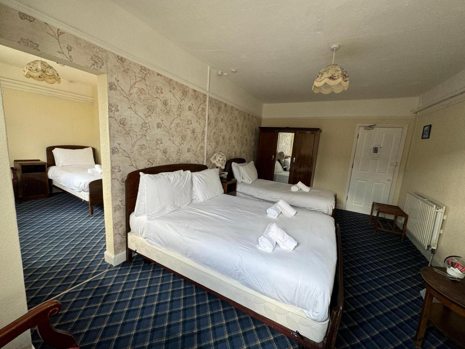 Royal Hotel Great Yarmouth Room photo